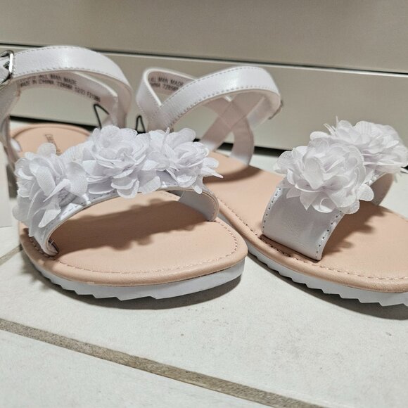 Sandals - Picture 3 of 4